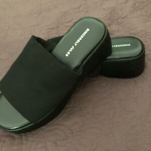 Sincerely Jules Black Mules Sleek Minimalist Design